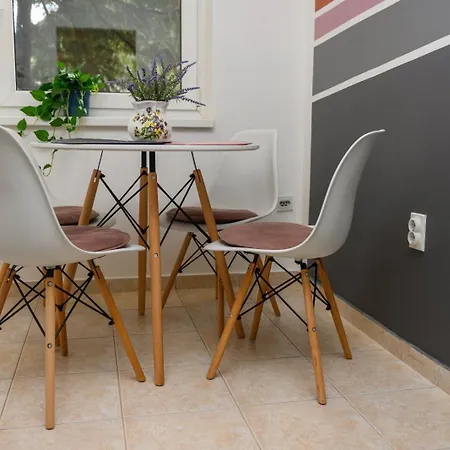 Ravena Appartement *