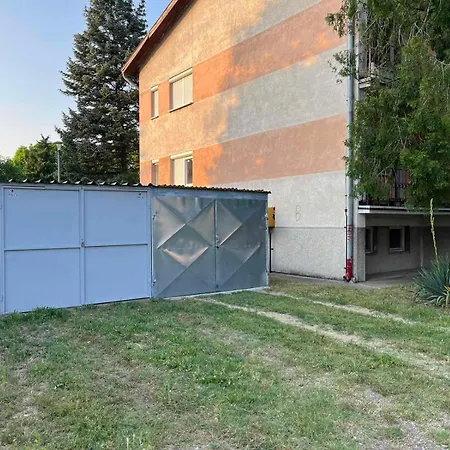 Ravena Appartement *
