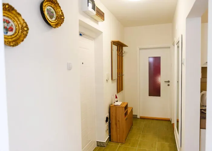 Ravena Lägenhet Palić